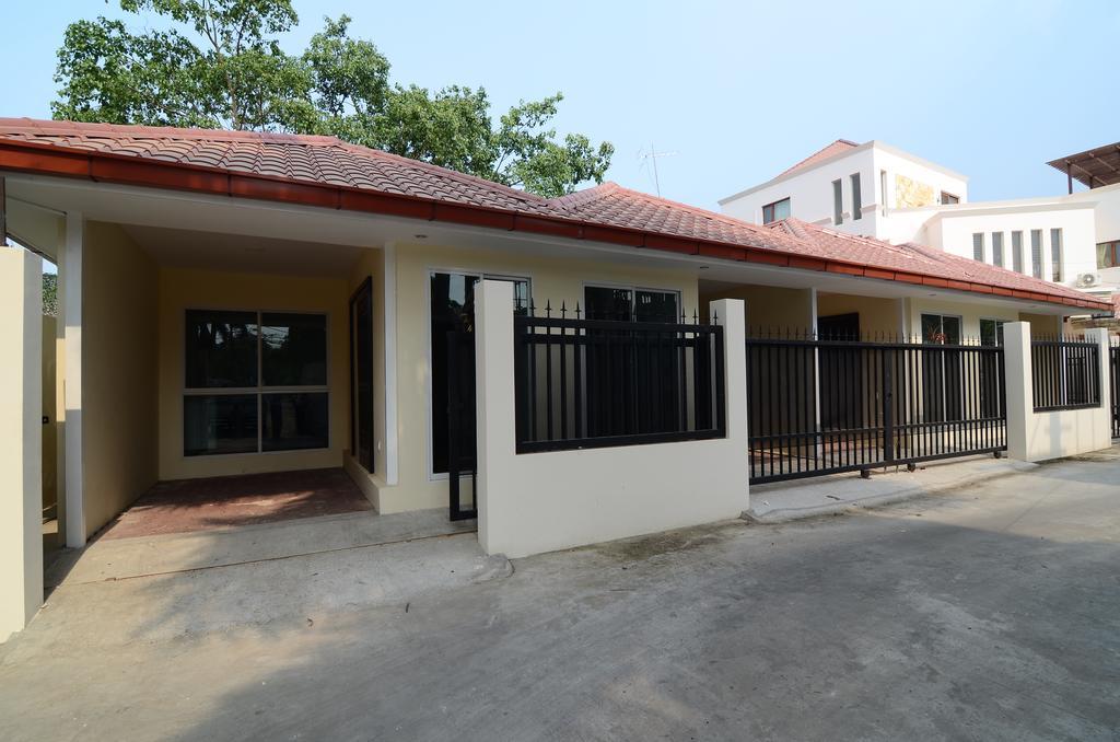 Vista Residence Rangoon Buitenkant foto