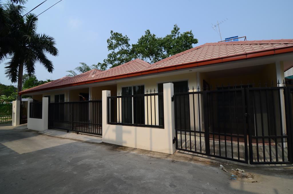 Vista Residence Rangoon Buitenkant foto