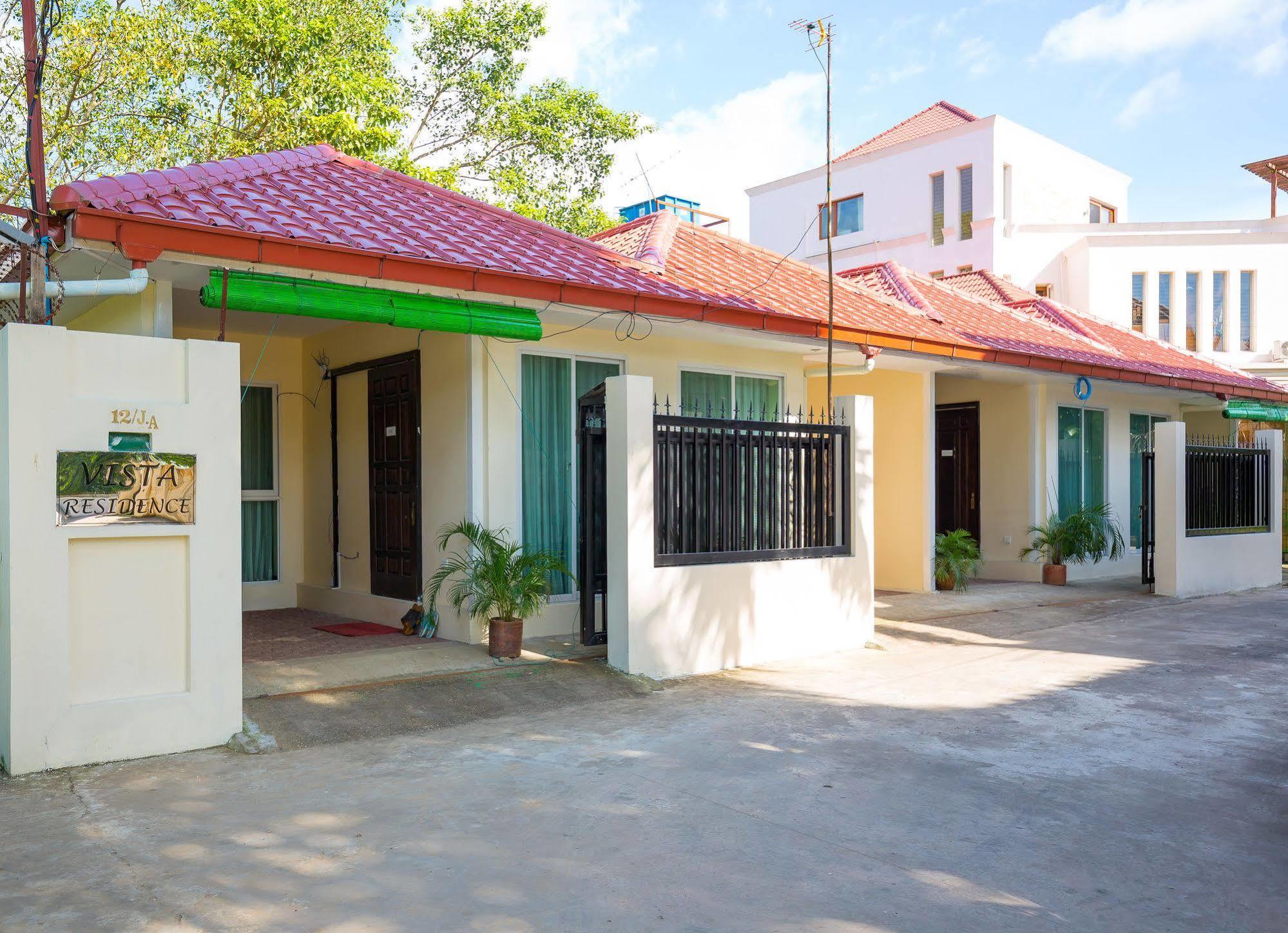 Vista Residence Rangoon Buitenkant foto